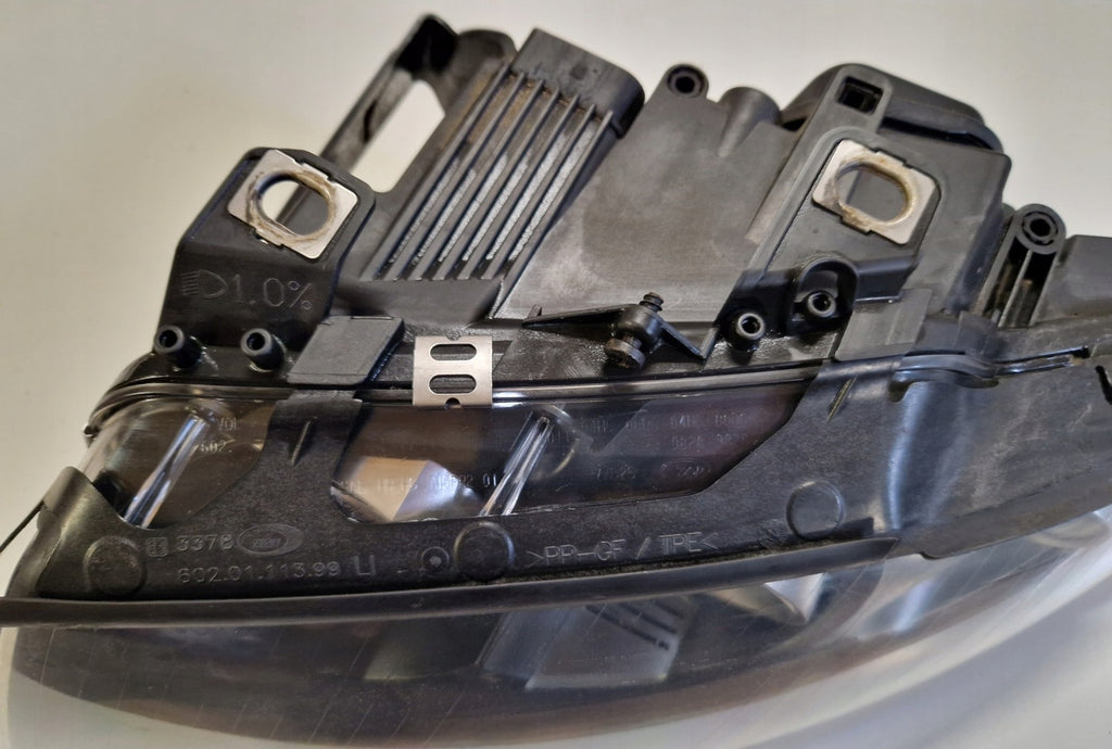 Frontscheinwerfer Audi A4 B6 Xenon Links Scheinwerfer Headlight