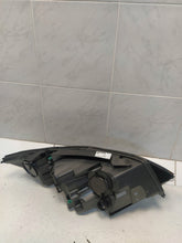 Laden Sie das Bild in den Galerie-Viewer, Frontscheinwerfer Land Rover Sport FK72-13W029-EF Ein Stück (Rechts oder Links) SCH5444884308pa