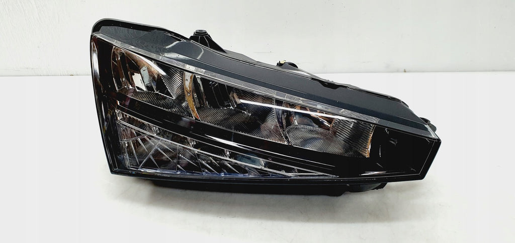 Frontscheinwerfer Skoda Scala 657941016 LED Rechts Scheinwerfer Headlight SCH8179862741eq
