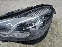 Laden Sie das Bild in den Galerie-Viewer, Frontscheinwerfer Mercedes-Benz W212 1LX011066-43 LED Rechts oder Links