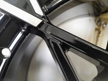 Laden Sie das Bild in den Galerie-Viewer, 1x Alufelge 19 Zoll 8.0" 5x114.3 30ET Glanz Schwarz 403003092R Renault I FEL4834924275oj