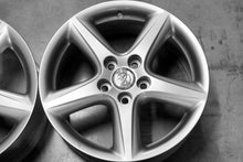 Laden Sie das Bild in den Galerie-Viewer, 4x Alufelge 17 Zoll 7.0" 5x114.3 45ET Toyota 4 Rim Wheel FEL9115148109zw