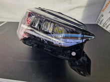 Laden Sie das Bild in den Galerie-Viewer, Frontscheinwerfer Opel Corsa F 9829522580 Rechts Scheinwerfer Headlight SCH4987509561gu