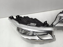Load image into Gallery viewer, Frontscheinwerfer Mercedes-Benz Sprinter A9109060000 Ein Satz Headlight SCH7849792000un