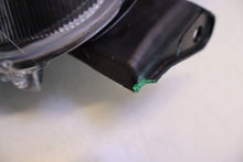 Laden Sie das Bild in den Galerie-Viewer, Frontscheinwerfer Toyota Yaris BNE5942 Links Scheinwerfer Headlight SCH9009551203tx