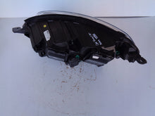 Load image into Gallery viewer, Frontscheinwerfer Opel Zafira Vivaro C 9832836480 XENON Rechts Headlight