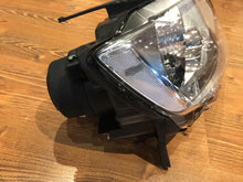 Laden Sie das Bild in den Galerie-Viewer, Frontscheinwerfer Jeep Grand Cherokee Wk2 55079408AJ Rechts Headlight SCH3353783635ww