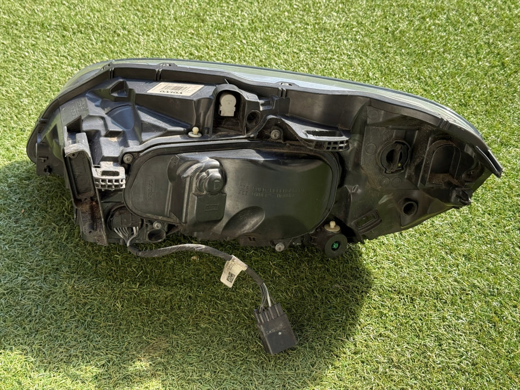 Frontscheinwerfer Volvo Xc60 I 31420266 Rechts Scheinwerfer Headlight SCH8257557150li