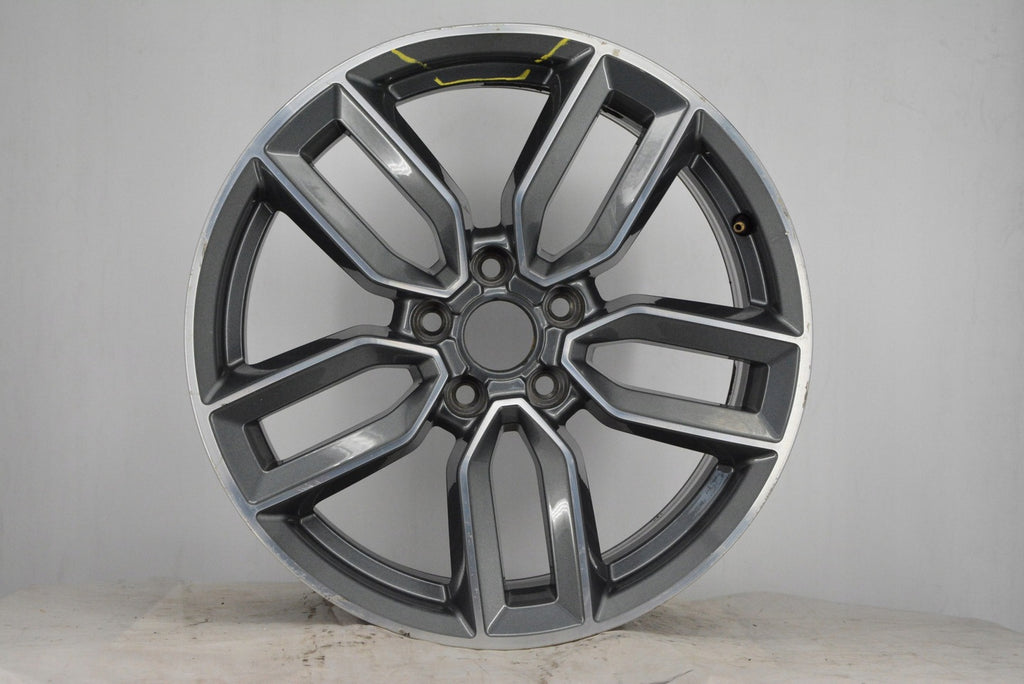 1x Alufelge 18 Zoll 7.5" 5x112 51ET Glanz Grau 8V0601025 Audi Mg Rim Wheel