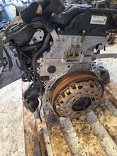 Load image into Gallery viewer, Motor BMW E60 N47D20C 2.0 140PS 166TKm 2009 Diesel Engine Unkomplett