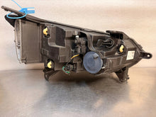 Laden Sie das Bild in den Galerie-Viewer, Frontscheinwerfer Dacia Sandero III Jogger 260605914R Links Headlight SCH3023586918ef