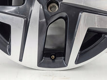 Laden Sie das Bild in den Galerie-Viewer, 1x Alufelge 17 Zoll 52910Q0400 Hyundai Bayon Rim Wheel FEL7172748968go