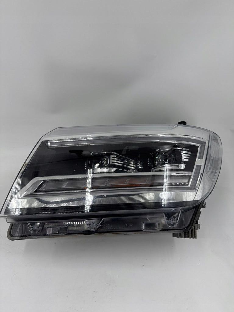 Frontscheinwerfer VW Crafter 7C1941036B Ein Stück (Rechts oder Links) Headlight SCH7359966773ow