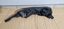 Load image into Gallery viewer, Frontscheinwerfer Hyundai Bayon 92208Q0600 Rechts Scheinwerfer Headlight