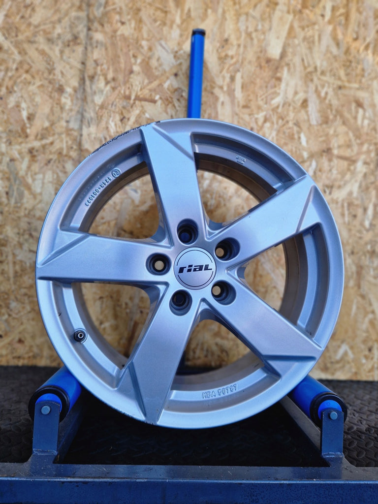 4x Alufelge 17 Zoll 7.0" 5x112 39ET Glanz Silber KBA50787 Rim Wheel FEL4321672747rq