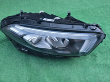Laden Sie das Bild in den Galerie-Viewer, Frontscheinwerfer Mercedes-Benz W177 A1779064803 LED Rechts Headlight SCH4018421590pz