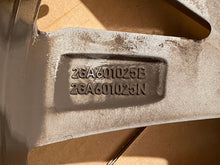 Load image into Gallery viewer, 1x Alufelge 17 Zoll 7.0" 5x112 45ET 2GA601025B VW T-Roc Rim Wheel FEL7960117895ne