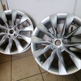 1x Alufelge 19 Zoll 8.0