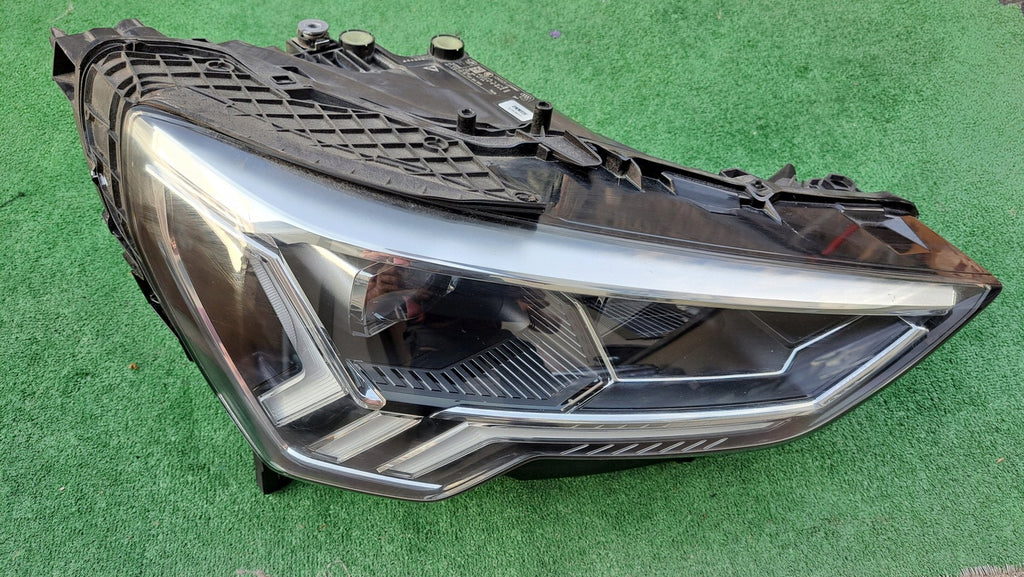 Frontscheinwerfer Audi Q3 83A941034 Rechts Scheinwerfer Headlight