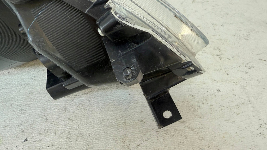 Frontscheinwerfer Mitsubishi Space Star 8301C193 Links Scheinwerfer Headlight