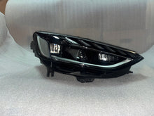 Laden Sie das Bild in den Galerie-Viewer, Frontscheinwerfer Audi A4 B9 8W0941034G LED Rechts Scheinwerfer Headlight