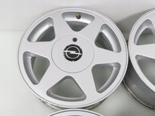 Laden Sie das Bild in den Galerie-Viewer, 4x Alufelge 15 Zoll 7.0" 5x110 33ET Glanz Silber KBA42428 Opel Vectra Rim Wheel FEL7226772346am