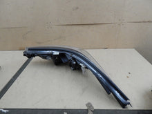 Laden Sie das Bild in den Galerie-Viewer, Frontscheinwerfer Toyota C-Hr Chr 81110-F4031-00 Rechts Scheinwerfer Headlight SCH6224297067it