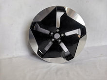Laden Sie das Bild in den Galerie-Viewer, 1x Alufelge 20 Zoll 7.5" 5x112 44ET 10A601025B VW Id.3 Rim Wheel FEL8003452745ii