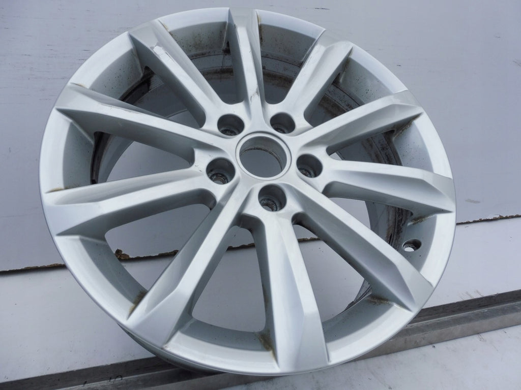 1x Alufelge 17 Zoll 6.5" 5x112 41ET Glanz Silber 3G0601025 VW Passat B8