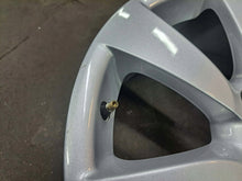 Load image into Gallery viewer, 1x Alufelge 18 Zoll 7.5" 5x115 41ET Silber 13312747 Chevrolet Cruze Insignia FEL3681558106tx