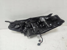 Laden Sie das Bild in den Galerie-Viewer, Frontscheinwerfer Toyota Yaris Links Scheinwerfer Headlight