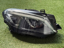 Laden Sie das Bild in den Galerie-Viewer, Frontscheinwerfer Mercedes-Benz Gle A1669064003 Rechts Scheinwerfer Headlight SCH8907343511co