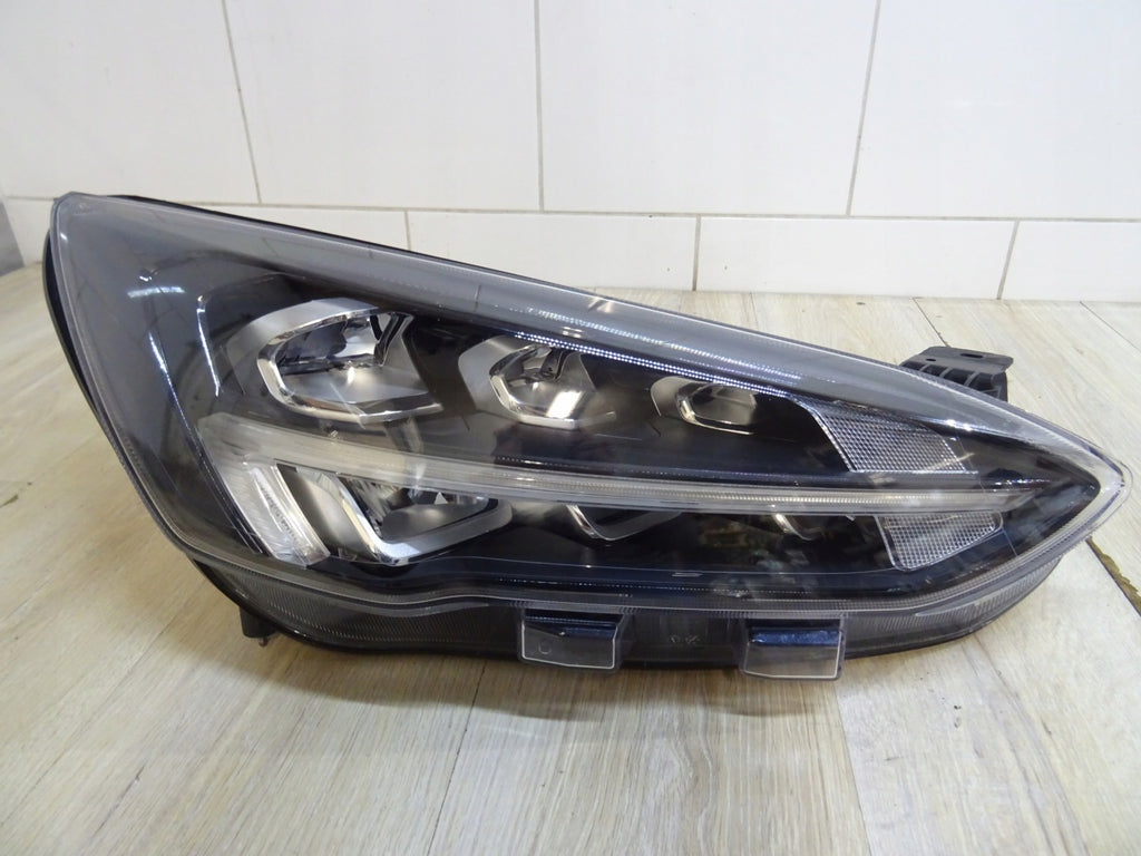 Frontscheinwerfer Ford Focus MX7B-13E014-ED Rechts Scheinwerfer Headlight SCH4012674859kn