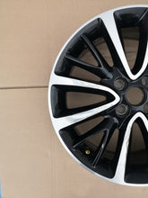 Laden Sie das Bild in den Galerie-Viewer, 1x Alufelge 17 Zoll 7.0" 4x100 44ET AA3P13402972 Opel Corsa E Rim Wheel FEL6072083961op