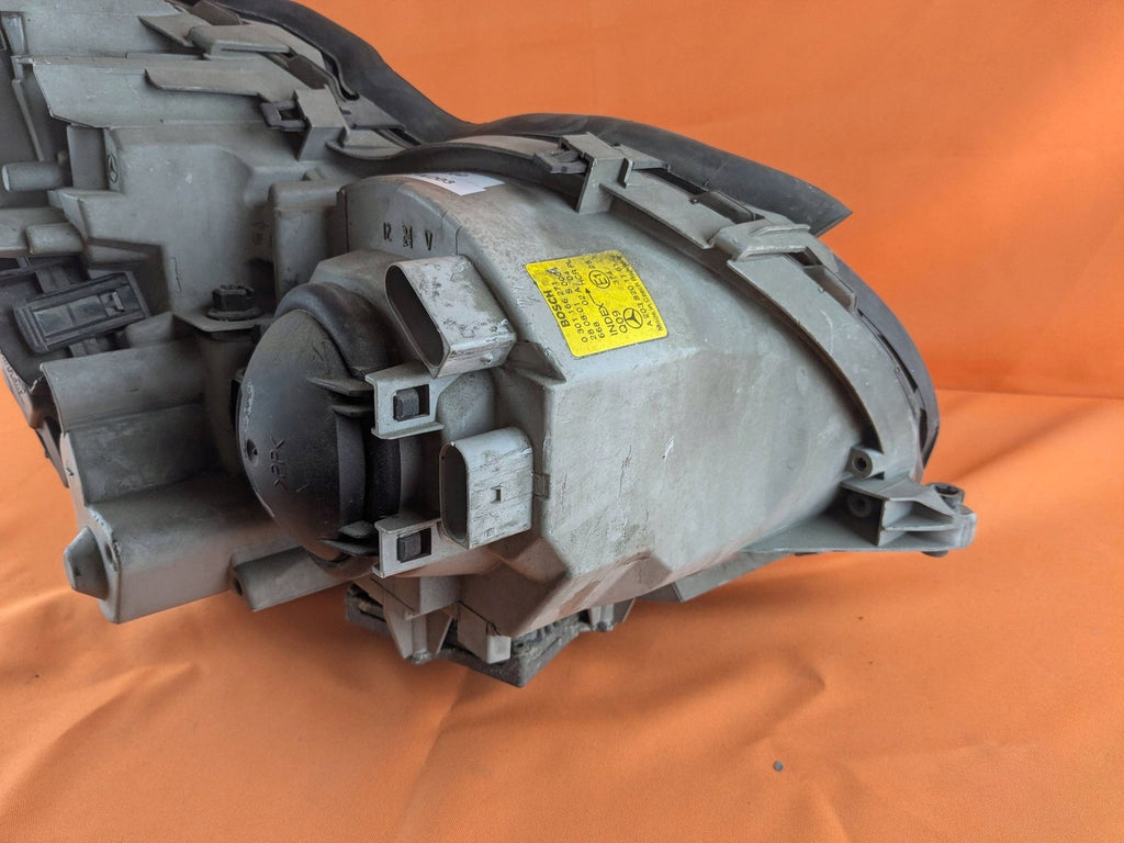 Frontscheinwerfer Mercedes-Benz W203 A2038201161 0301166271 Ein Satz Headlight SCH7581916459qh