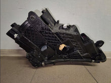 Laden Sie das Bild in den Galerie-Viewer, Frontscheinwerfer Skoda Superb III 3V1941015A Full LED Links Headlight