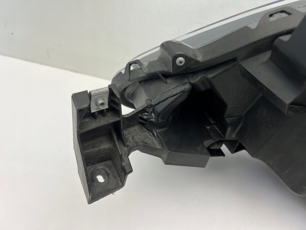 Frontscheinwerfer Mitsubishi Eclipse Cross LED Rechts Scheinwerfer Headlight SCH6884101996ka
