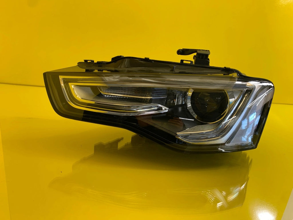 Frontscheinwerfer Audi A5 8T09410031 Xenon Links Scheinwerfer Headlight