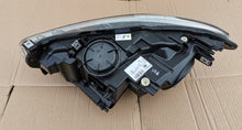Laden Sie das Bild in den Galerie-Viewer, Frontscheinwerfer BMW 1 F21 F20 1EL010741-56 1ZS1745 Xenon Rechts Headlight