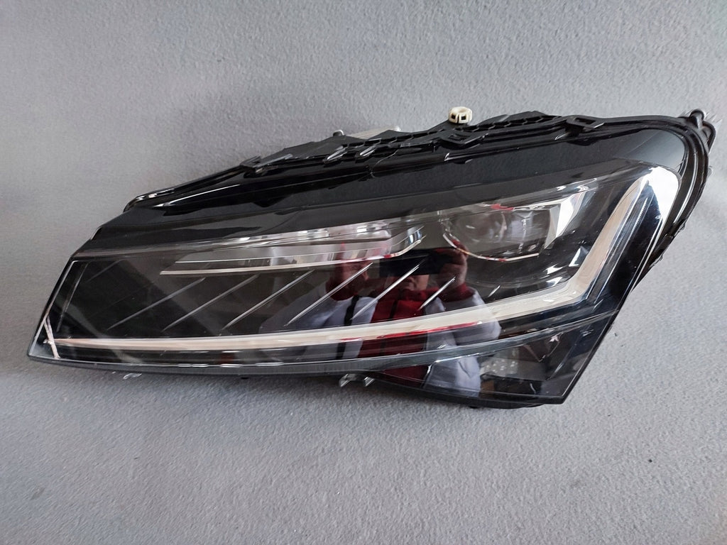 Frontscheinwerfer Skoda Superb III 3V1941015D LED Links Scheinwerfer Headlight