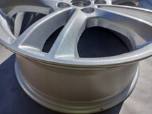 Load image into Gallery viewer, 1x Alufelge 17 Zoll 7.5" 5x108 55ET Glanz Silber DS7C-1007-S2A Ford Mondeo FEL4504822081mv
