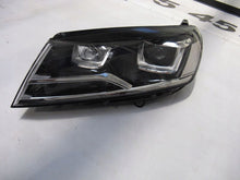 Load image into Gallery viewer, Frontscheinwerfer VW Touareg 7P1941031 Xenon Links Scheinwerfer Headlight