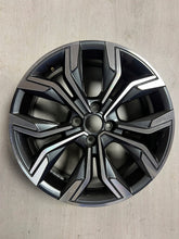 Load image into Gallery viewer, 1x Alufelge 17 Zoll 7.0" 4x100 37ET Glanz Graphit 403008911R Mg Clio I V FEL5244548925ui