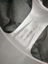 Load image into Gallery viewer, 1x Alufelge 18 Zoll 8.0" 5x130 57ET Glanz Silber 98736213601 Porsche Boxster FEL1074544724yl