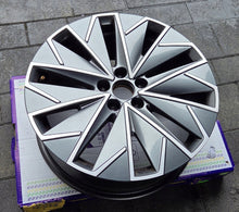 Laden Sie das Bild in den Galerie-Viewer, 1x Alufelge 17 Zoll 6.5" 5x100 40ET Graphit 658601025A Skoda Scala Kamiq FEL3422259018jm