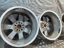 Load image into Gallery viewer, 4x Alufelge 17 Zoll 7.5" 5x112 45ET Glanz Silber 4F0601025CB Audi A6 C6 FEL5827838640nu
