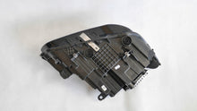 Load image into Gallery viewer, Frontscheinwerfer BMW X1 F48 7472249-06 Full LED Links Scheinwerfer Headlight SCH2961476063wt