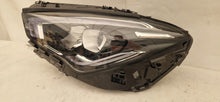 Laden Sie das Bild in den Galerie-Viewer, Frontscheinwerfer Mercedes-Benz Cla A1189062500 LED Rechts Headlight