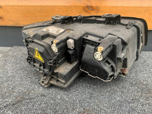 Laden Sie das Bild in den Galerie-Viewer, Frontscheinwerfer Audi A4 B6 Links Scheinwerfer Headlight