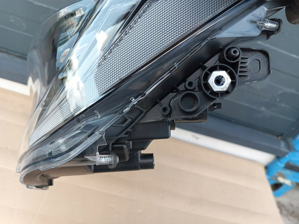 Frontscheinwerfer Toyota Corolla 81150-02S70 LED Ein Stück (Rechts oder Links)